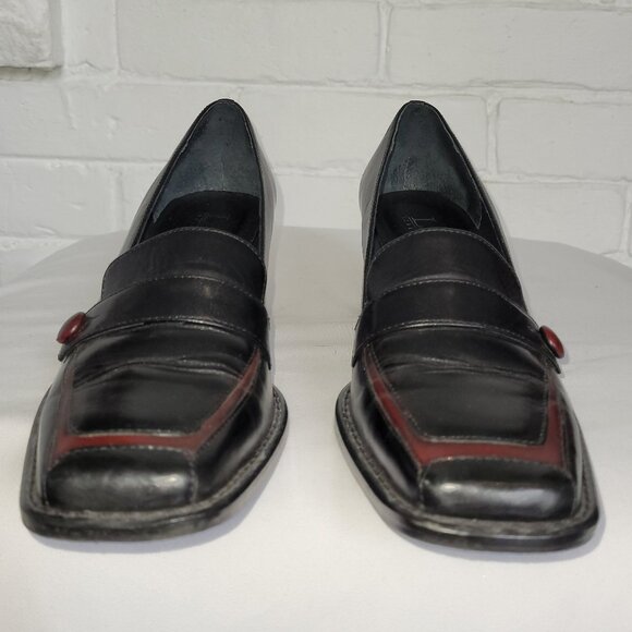 Vintage La Diva Black Square Toed Loafers with Burgundy Trim Size 7.5 B - Picture 3 of 10